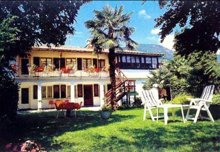Garni Molinazzo Bed and Breakfast Agno Exteriör bild